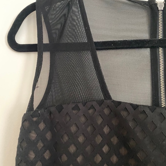 Nicole Miller Artelier Diamond Cut Out Dress - Picture 2 of 5